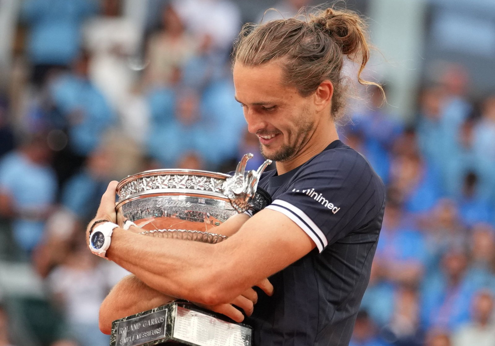 Alexander Zverev gewann in Paris seinen ersten Grand-Slam-Titel - und möchte in Wimbledon gleich nachlegen. (Archivbild)