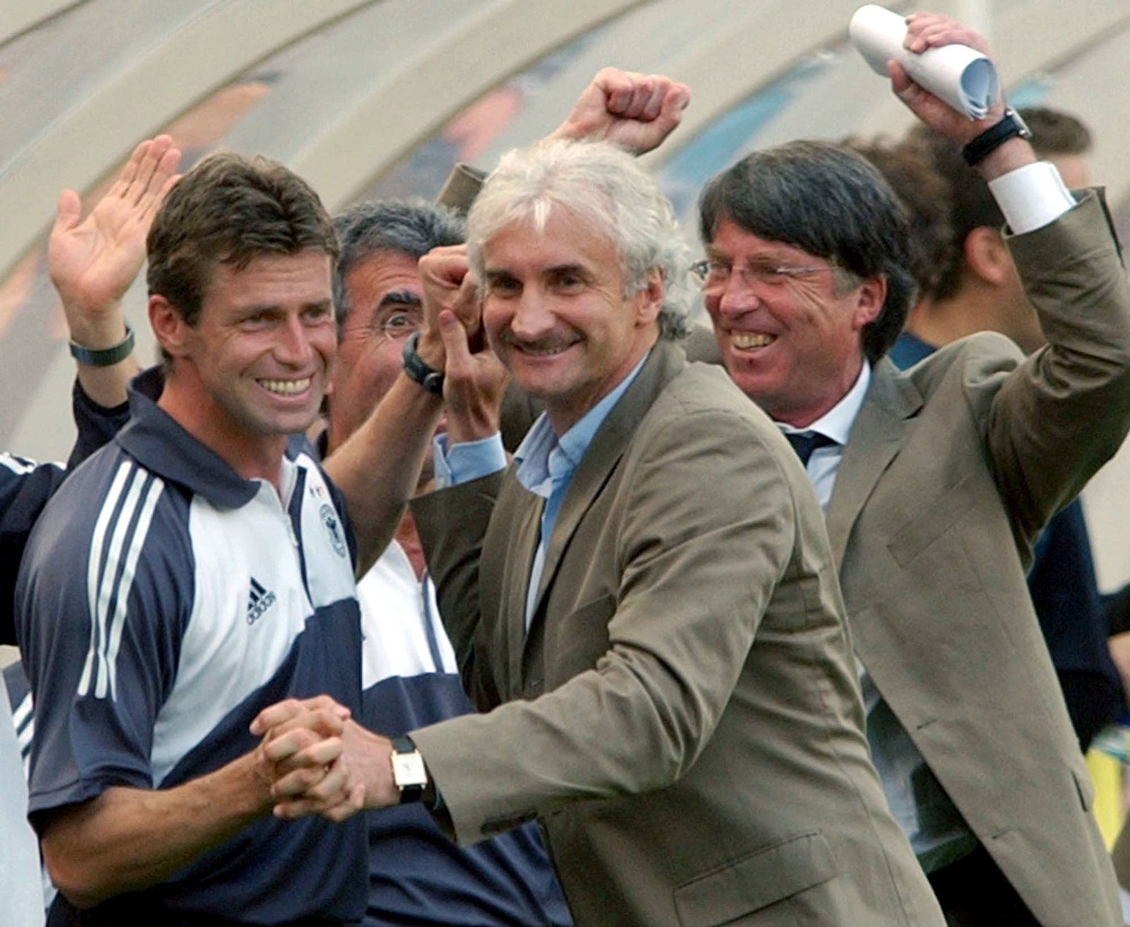 2002 feierte Rudi Völler als DFB-Teamchef einen Sieg gegen Paraguay. (Archivbild)