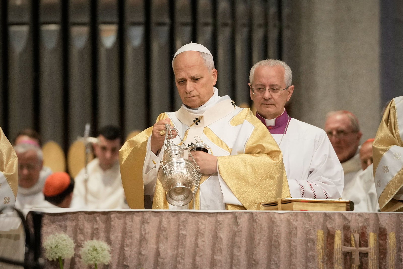 Der Papst bezeichnete die noch unvollendete Kirche als architektonisches Meisterwerk.