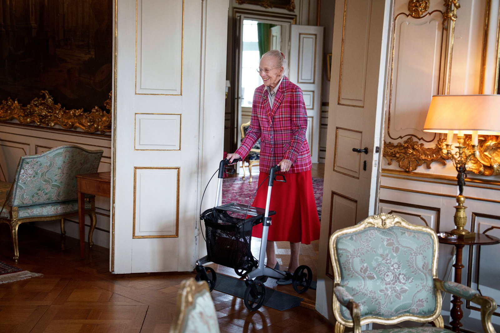 Dänemarks Königin Margrethe zeigt sich erstmals nach Krankenhausaufenthalten in der Öffentlichkeit.