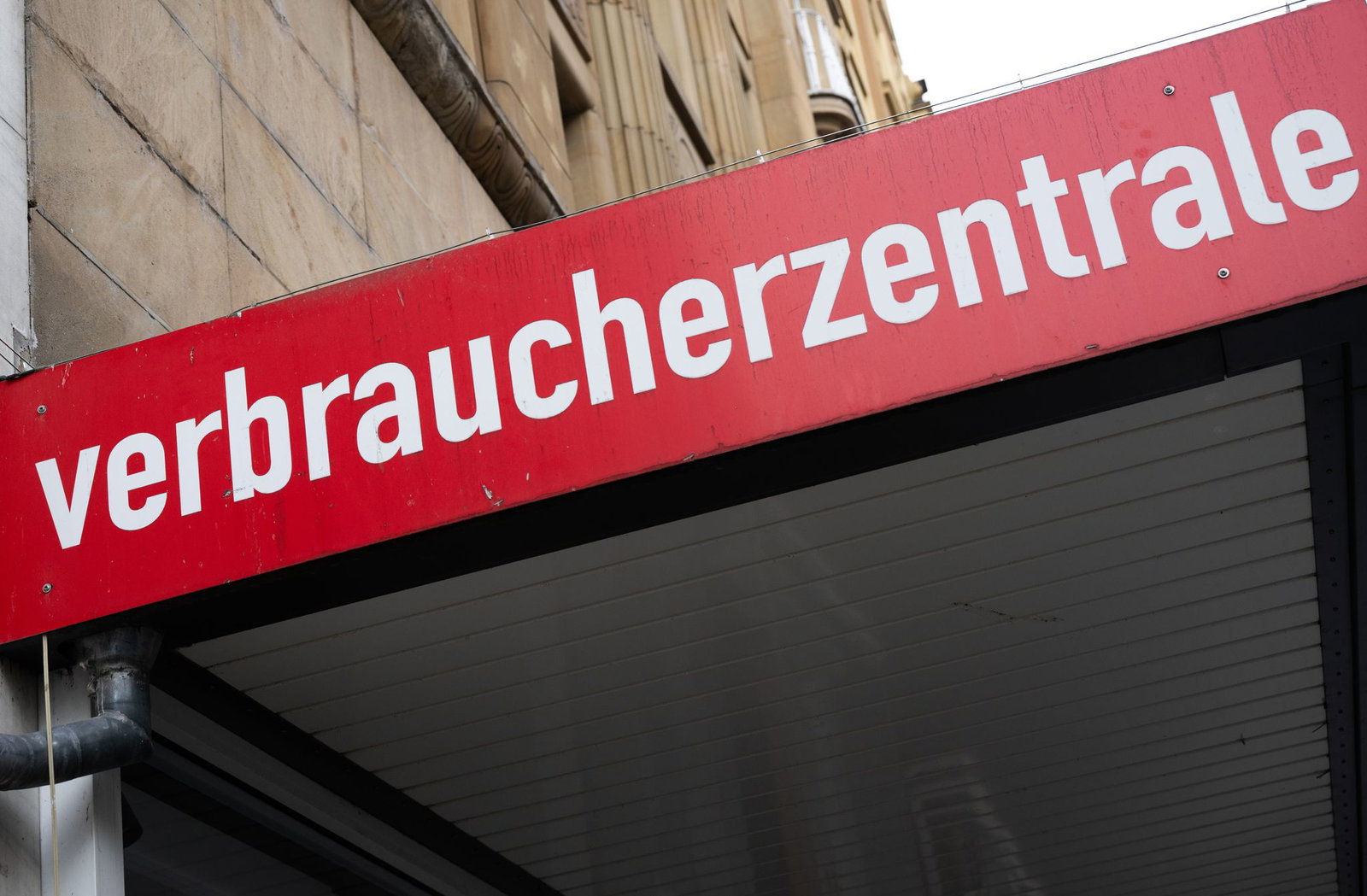 Die Verbraucherzentrale legt ihren Jahresbericht 2025 vor. (Symbolbild)
