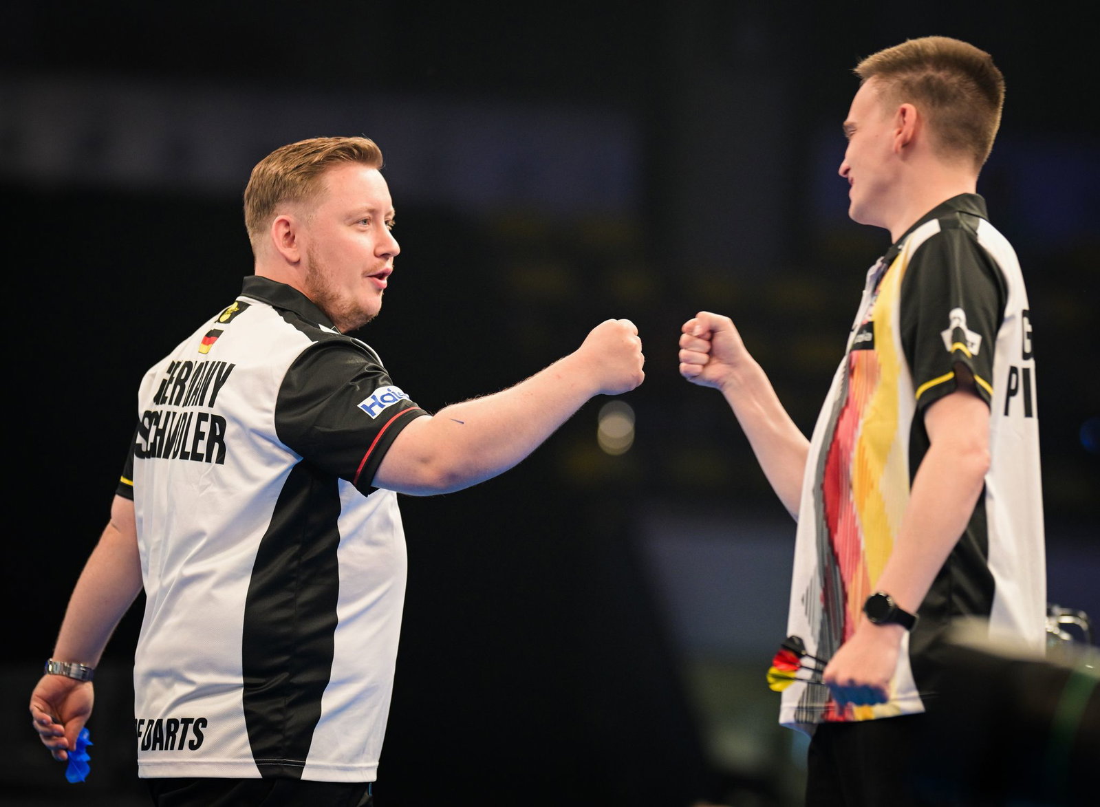 Martin Schindler (l) und Ricardo Pietreczko sind im Viertelfinale der Team-WM gescheitert.