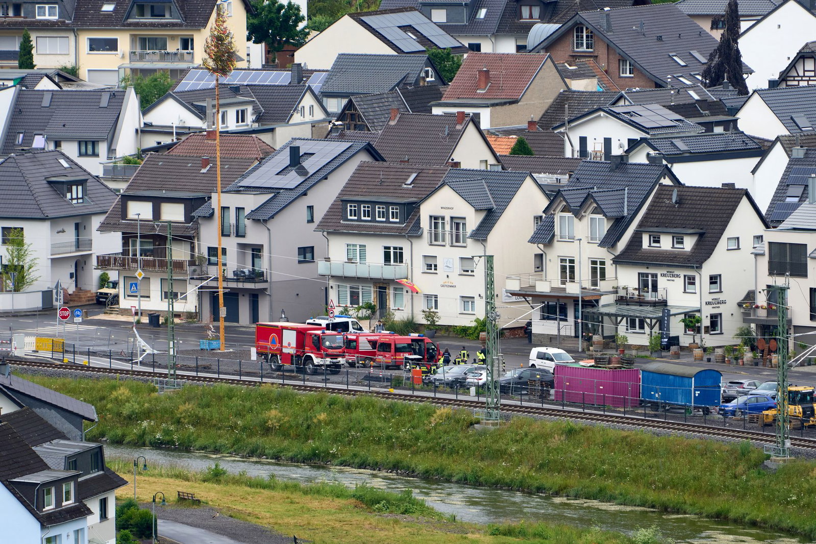 Rund 600 Menschen haben nach dem Fund einer Fliegerbombe am Morgen ihre Häuser und Wohnungen verlassen müssen. 
