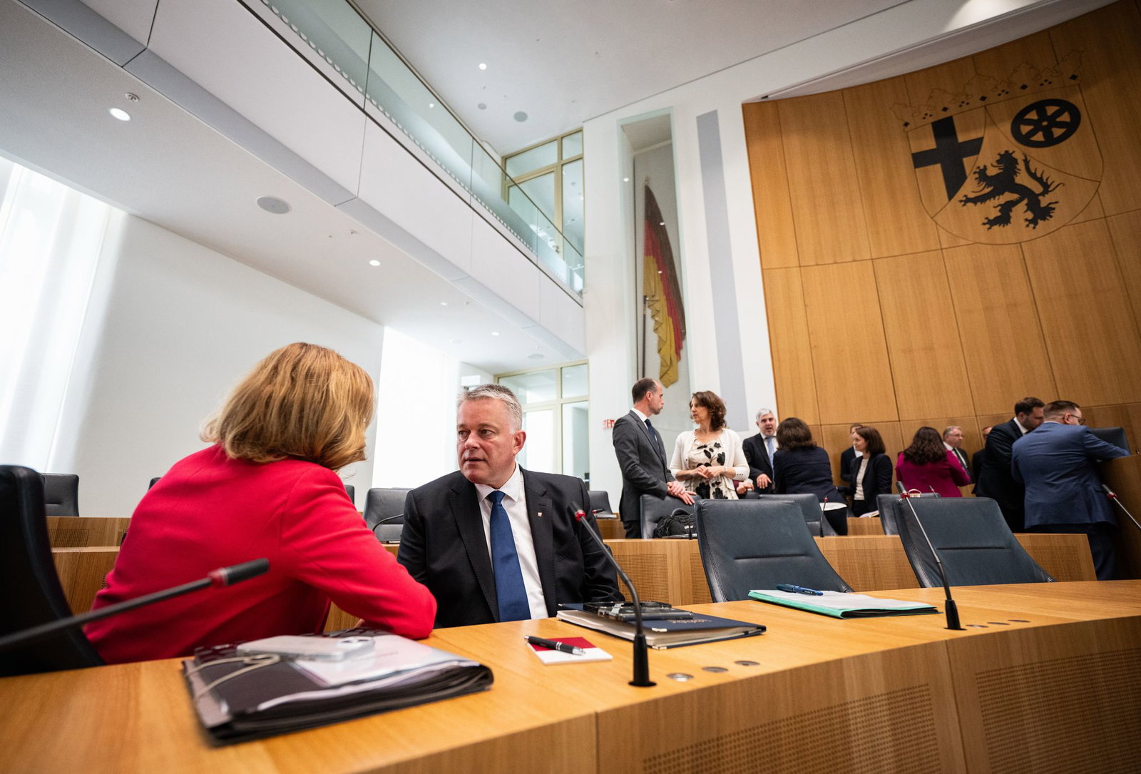 Besonderes Lob gab es für Schnieders Stellvertreterin, Sabine Bätzing-Lichtenthäler von der SPD (links), die im neuen Kabinett Arbeits- und Sozialministerin ist. 