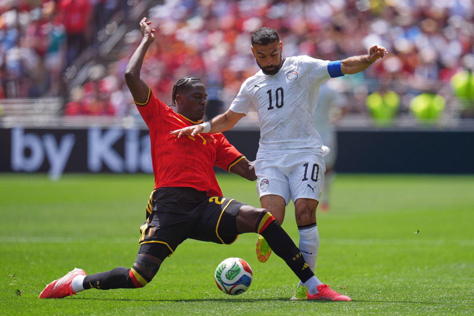 Oft kamen Onana und seine Belgier zu spät.