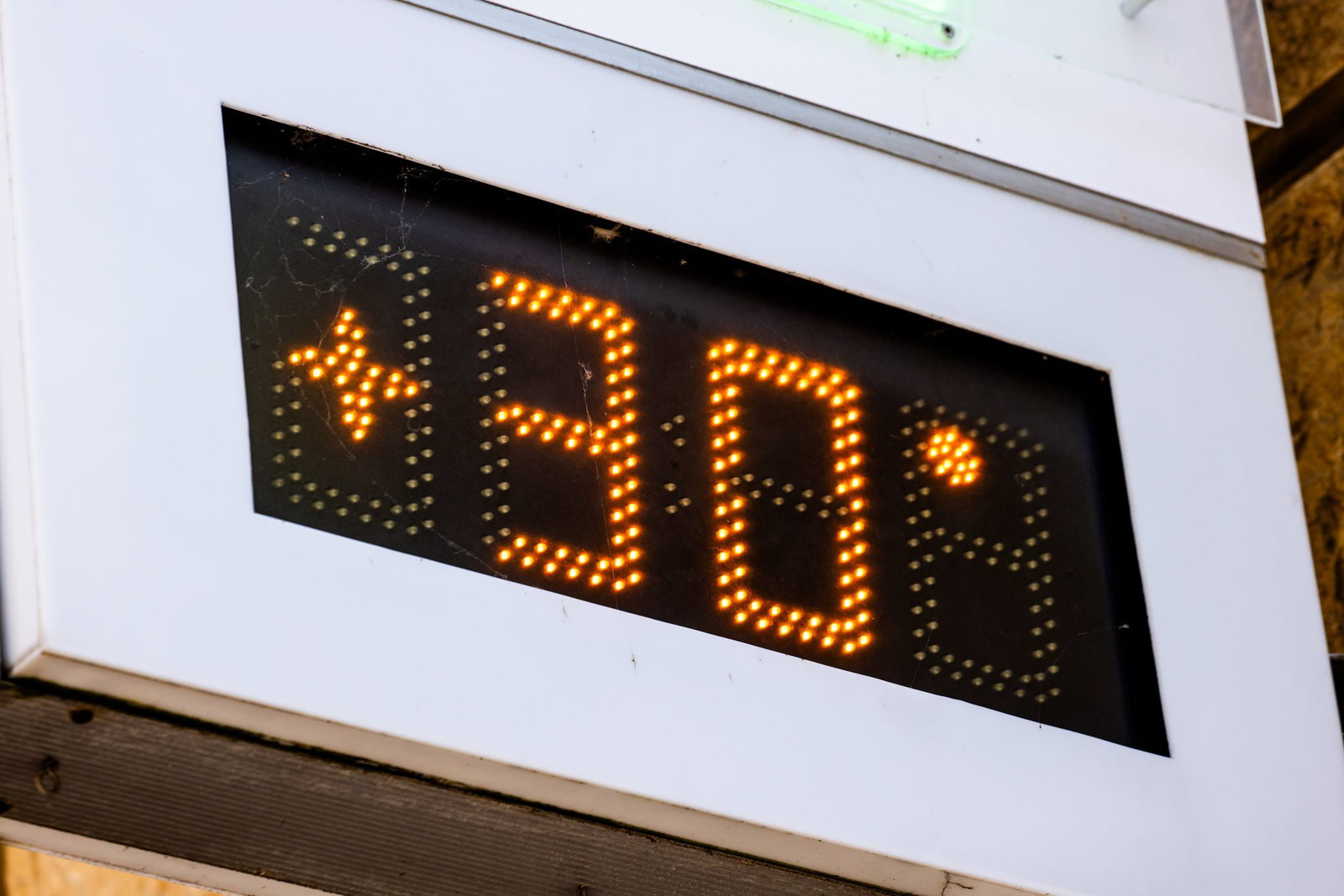 30 Grad und mehr werden im Südwesten erwartet. 