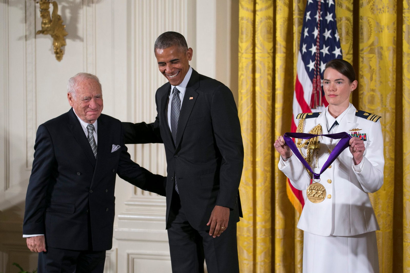 Die Liste der Ehrungen für Mel Brooks ist lang – 2015 bekam er von US-Präsident Barack Obama die «National Medal of Arts» verliehen. (Archivbild)