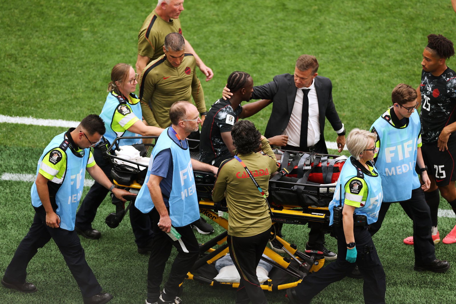 Ismael Koné hat sich beim 6:0-Sieg von Kanada gegen Katar schwer verletzt.