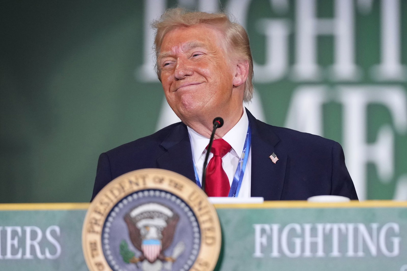 Über wie viele seiner Raketen verfügt der Iran noch? US-Präsident Donald Trump gibt nun eine Schätzung preis. 
