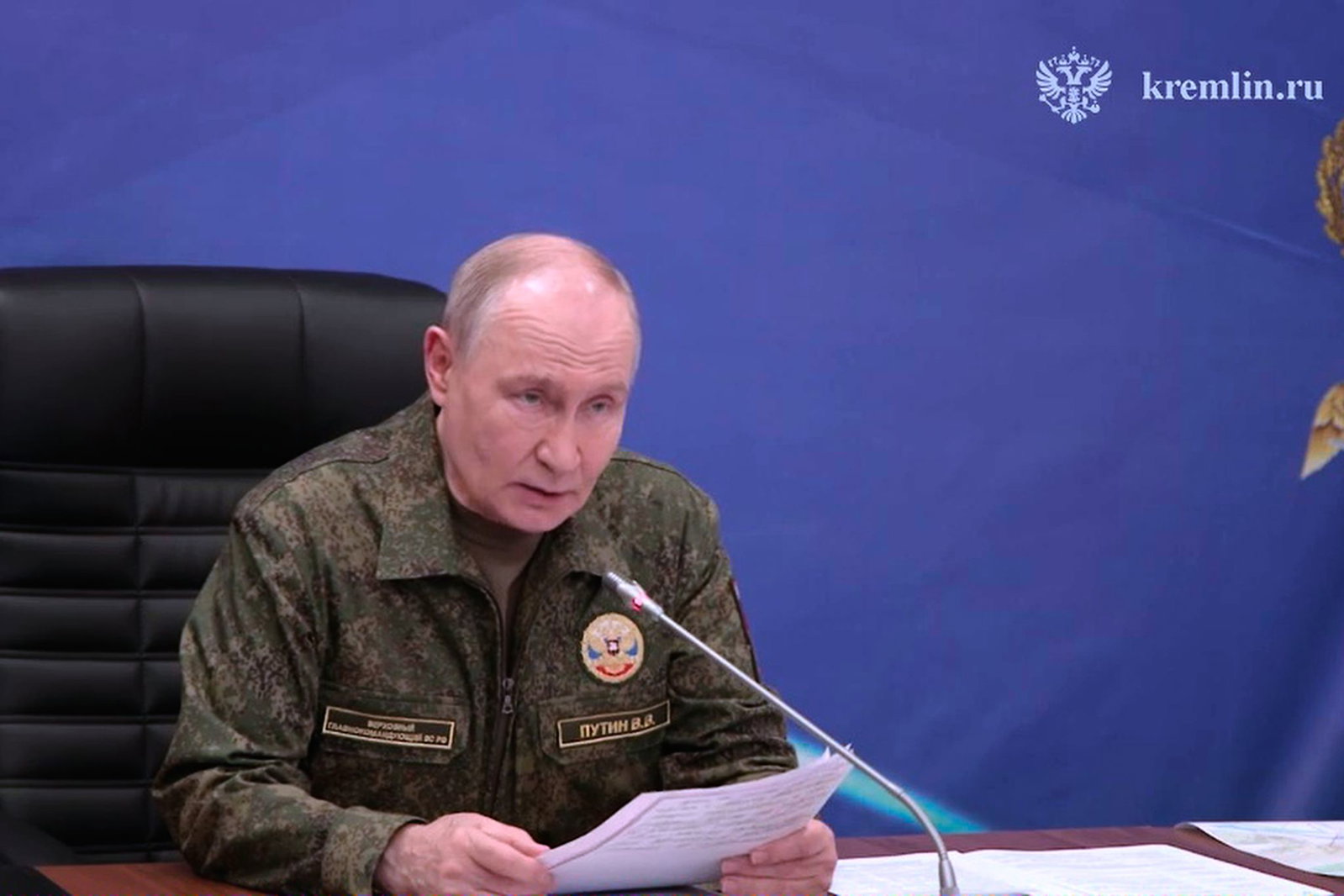 Drohte im Ukraine-Krieg schon indirekt mit einem Atomwaffeneinsatz: Russlands Präsident Wladimir Putin. (Archivbild)