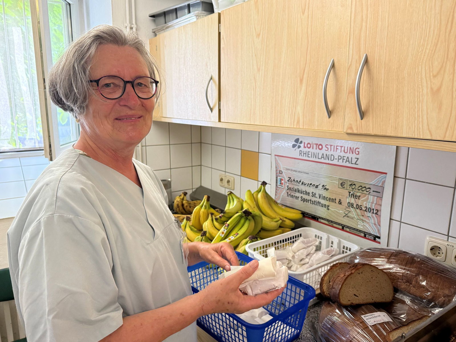 Rund 25 ehrenamtliche Helfer arbeiten mit. 
