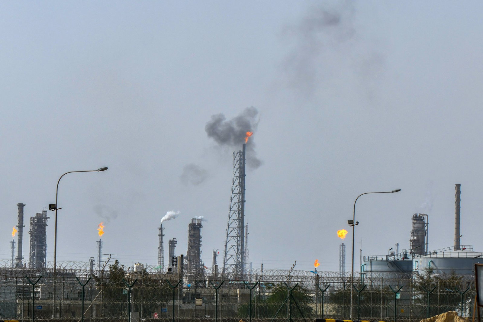 Kuwaits Staatsagentur Kuna hat iranische Angriffe auf einen «bedeutenden» Standort des Ölsektors gemeldet - ohne dabei genauere Details zu nennen. (Symbolbild) 