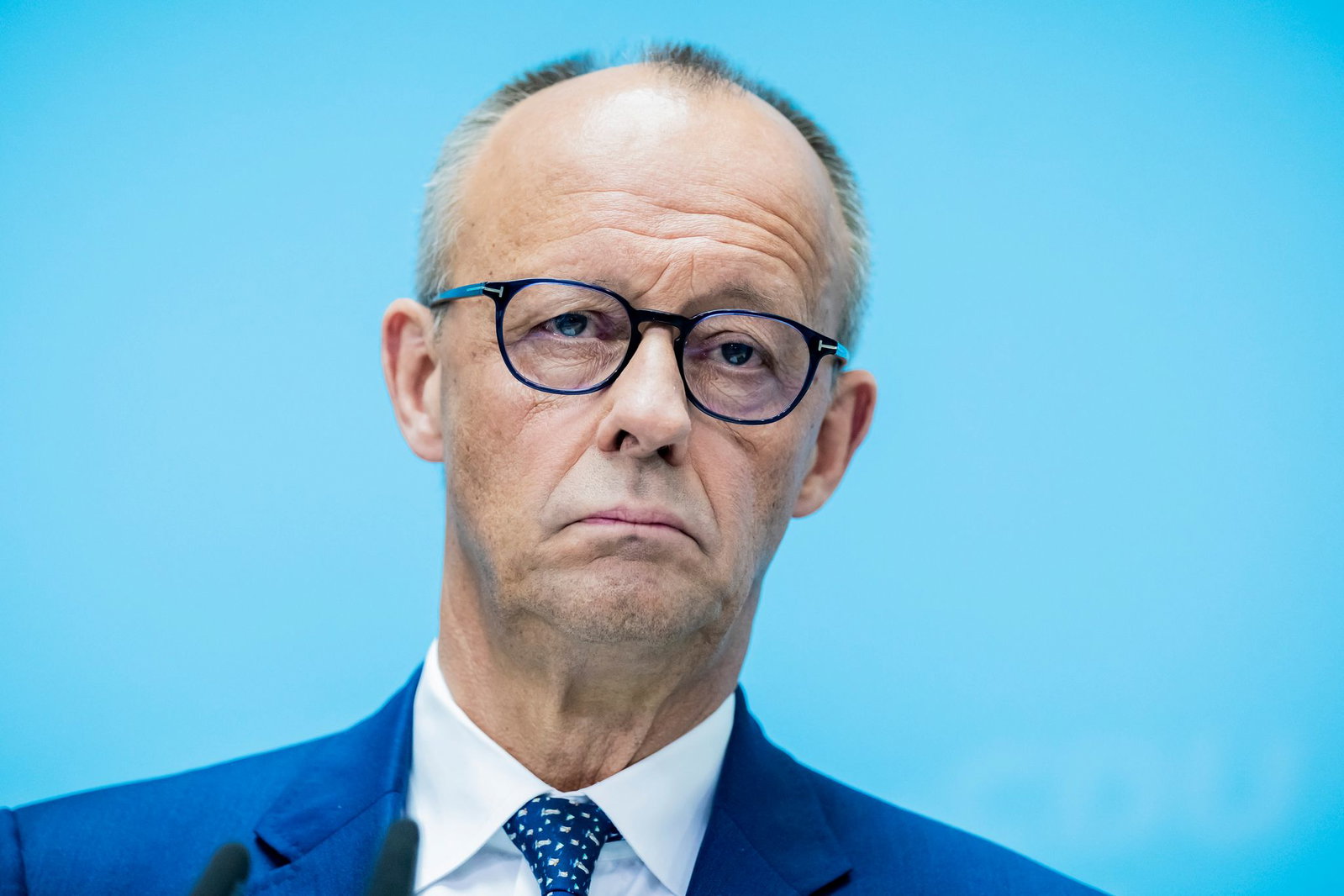 Bundeskanzler Merz will die Bewegungsfreiheit von Gefährdern einschränken lassen. 