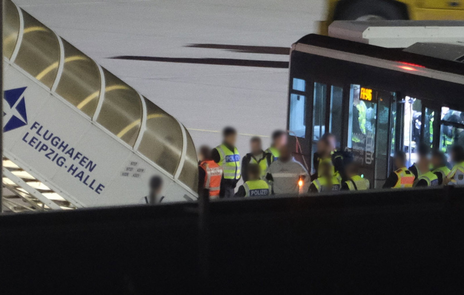 Am frühen Dienstagmorgen startete erneut ein Abschiebeflug von Leipzig-Halle nach Afghanistan.