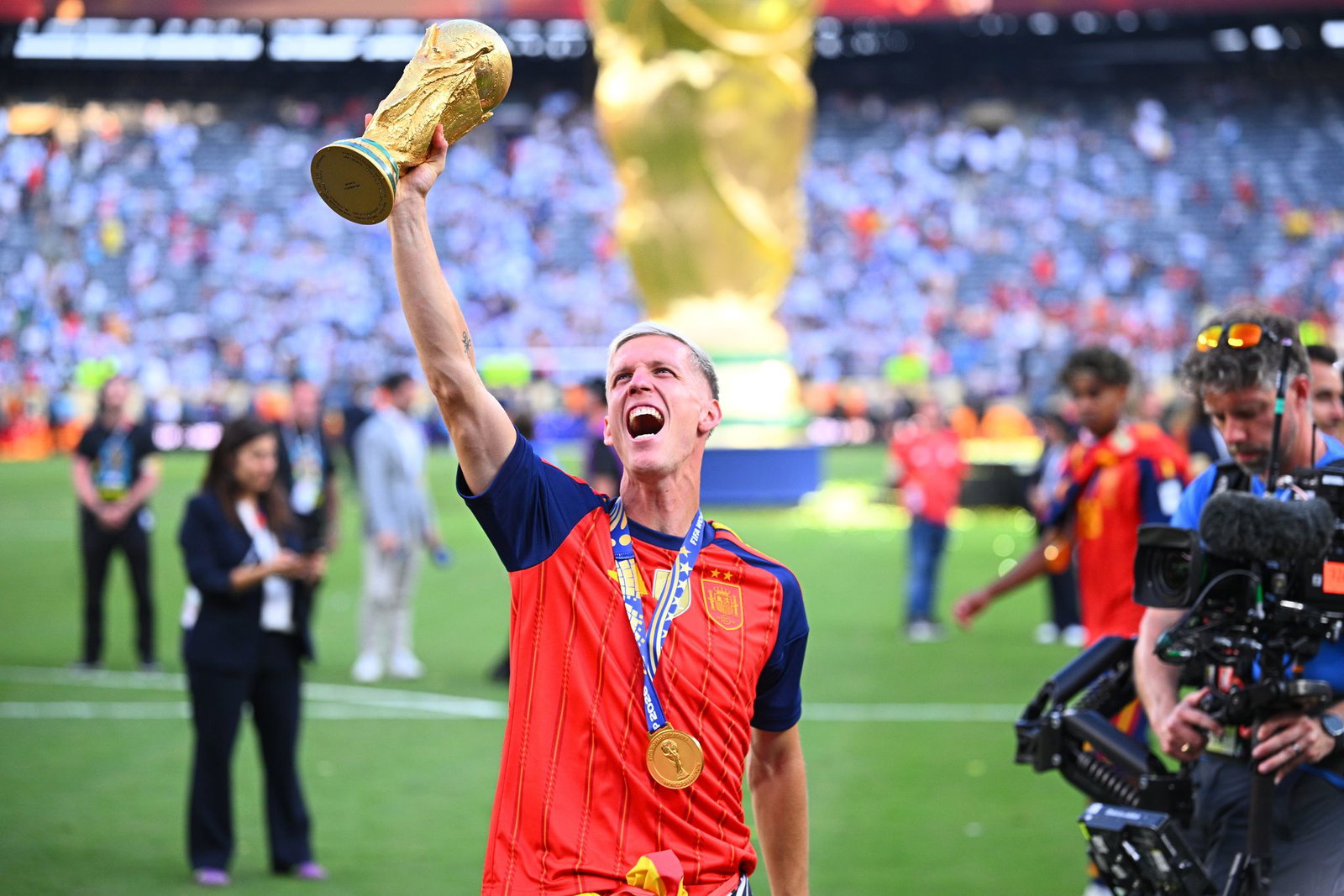 Nun ist er auch noch Weltmeister. 