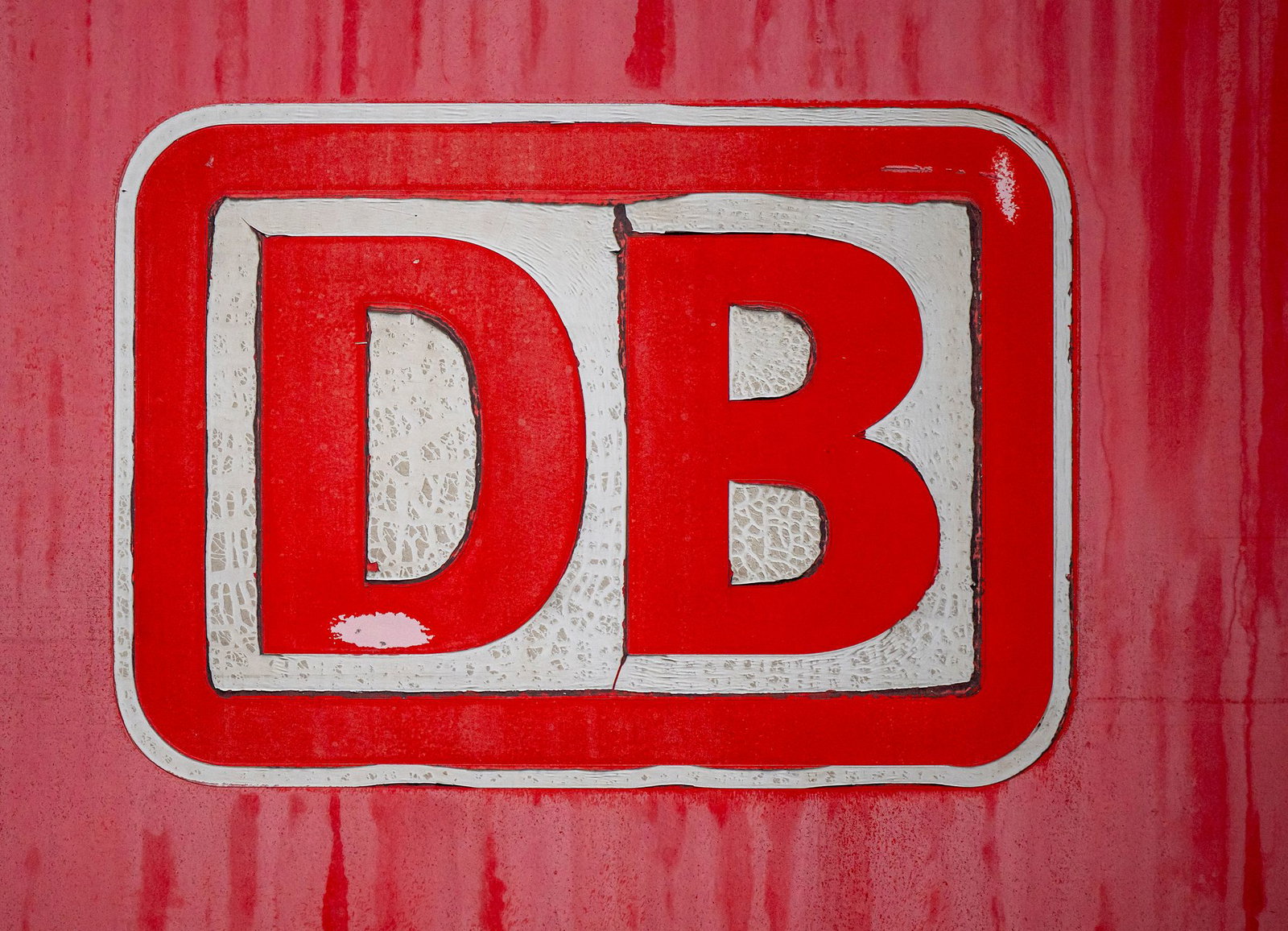 Die Deutsche Bahn will die Illertalbahn in Schwaben binnen etwa der kommenden zehn Jahre ausbauen. (Symbolbild)