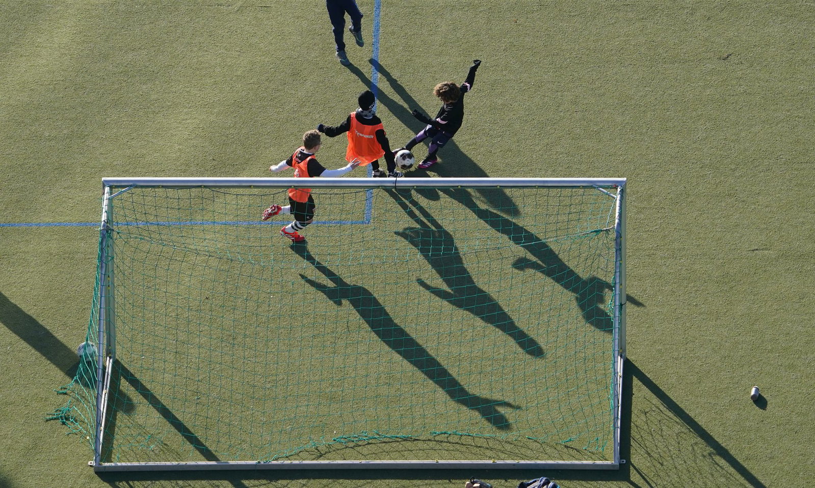 Der 15-Euro-Zuschuss kann zum Beispiel verwendet werden, um die Mitgliedschaft im Sportverein zu bezahlen. (Symbolbild)