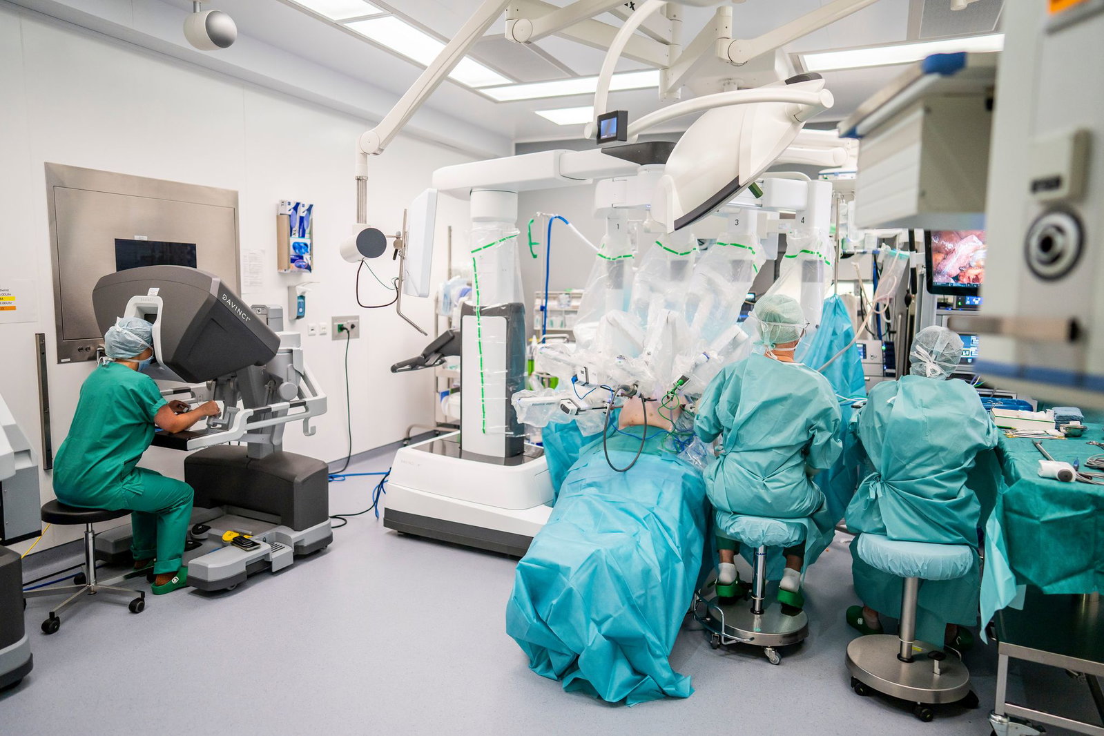 Eigentlich ist Chirurgie eine Männerdomäne. 