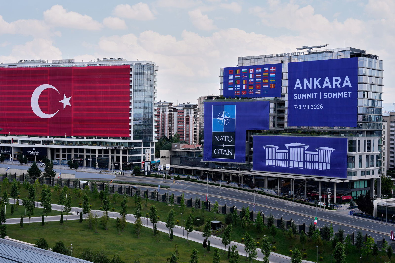 Der Gipfel findet in der türkischen Hauptstadt Ankara statt.