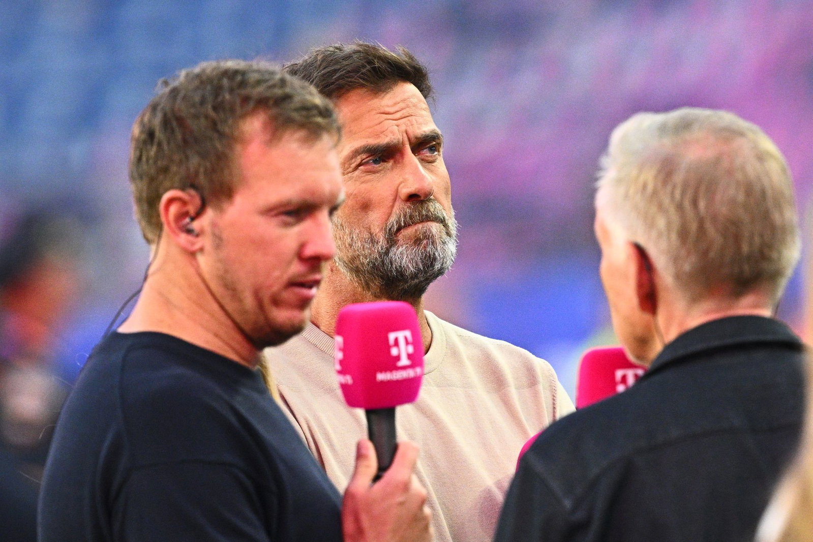 Geht Nagelsmann? Kommt Klopp? Die Fußball-Fans warten auf Antworten. 