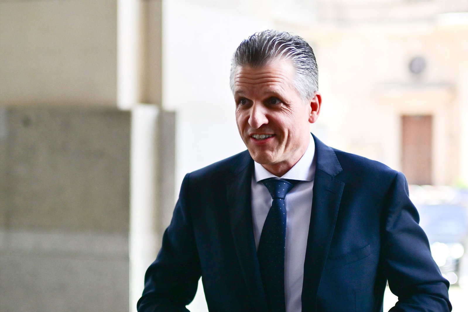 Frei kehrt in die Fraktionsführung zurück.