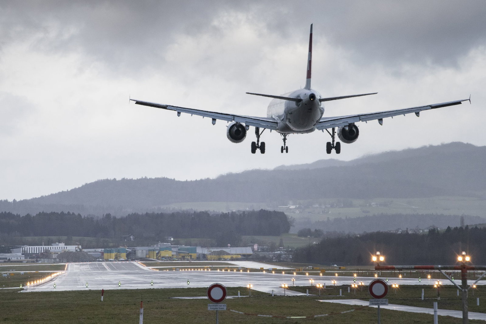 Nach den Umleitungen fehlten die Flugzeuge für Weiterflüge in Zürich. (Archivbild)