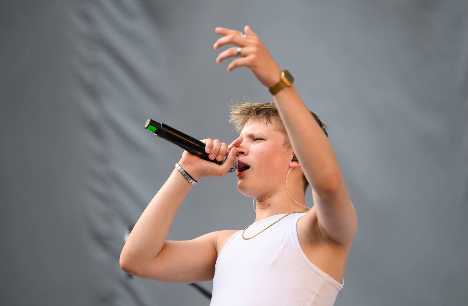Zukunftsängste, Erwachsenwerden und die politische Haltung gegen Rechts sind die Themen des Leipziger Indie-Rappers Yung Pepp.