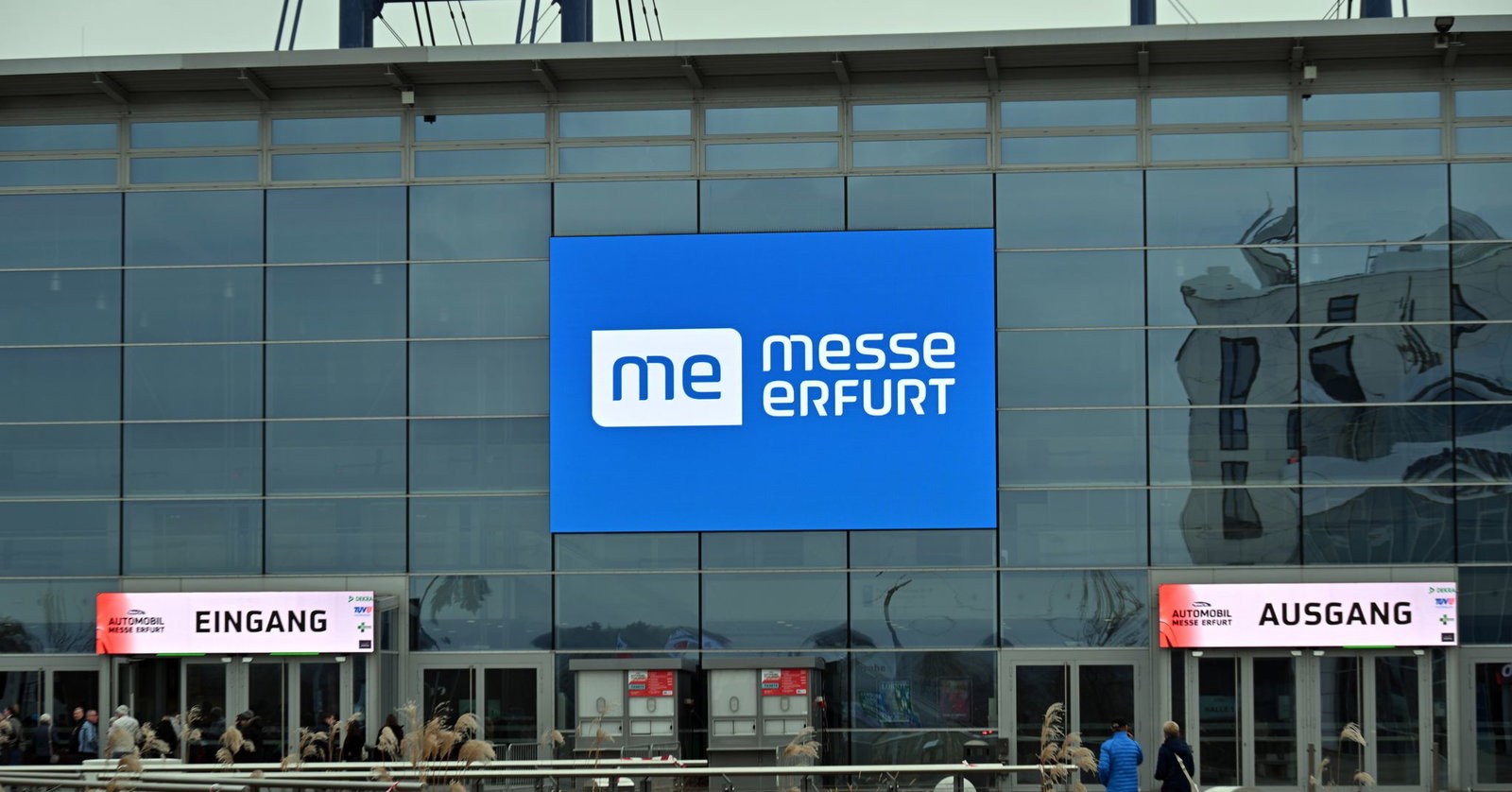 Der AfD-Bundesparteitag findet an der Messe Erfurt statt. Es werden Zehntausende Demonstranten erwartet. (Archivbild) 