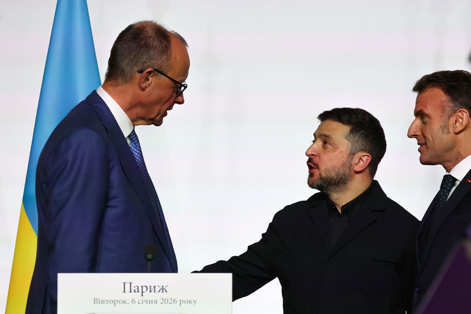 Merz und Macron äußern sich unterschiedlich zur multinationalen Truppe für die Ukraine.