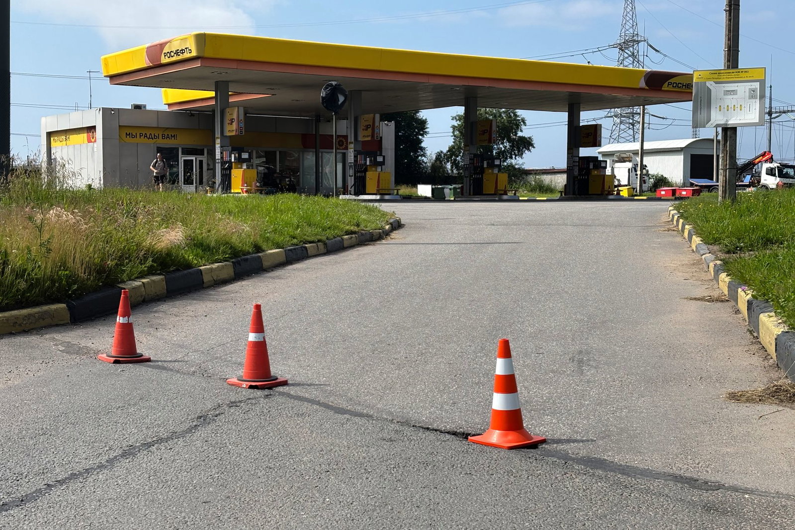 Wegen Treibstoffmangels sind viele Tankstellen in Russland geschlossen. (Archivbild)