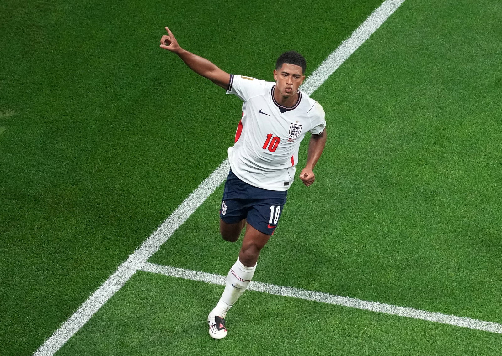 Jude Bellingham schoss zwei Tore für England.