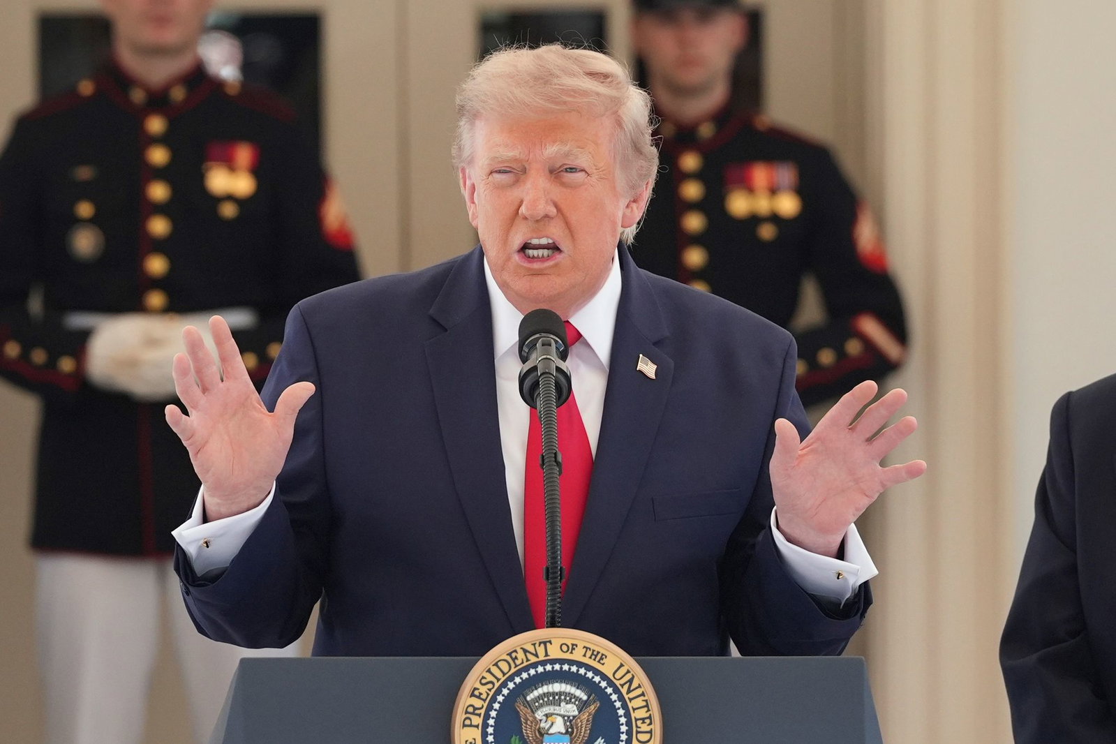 Die USA wollen den Iran weiter angreifen - das macht Trump klar. 