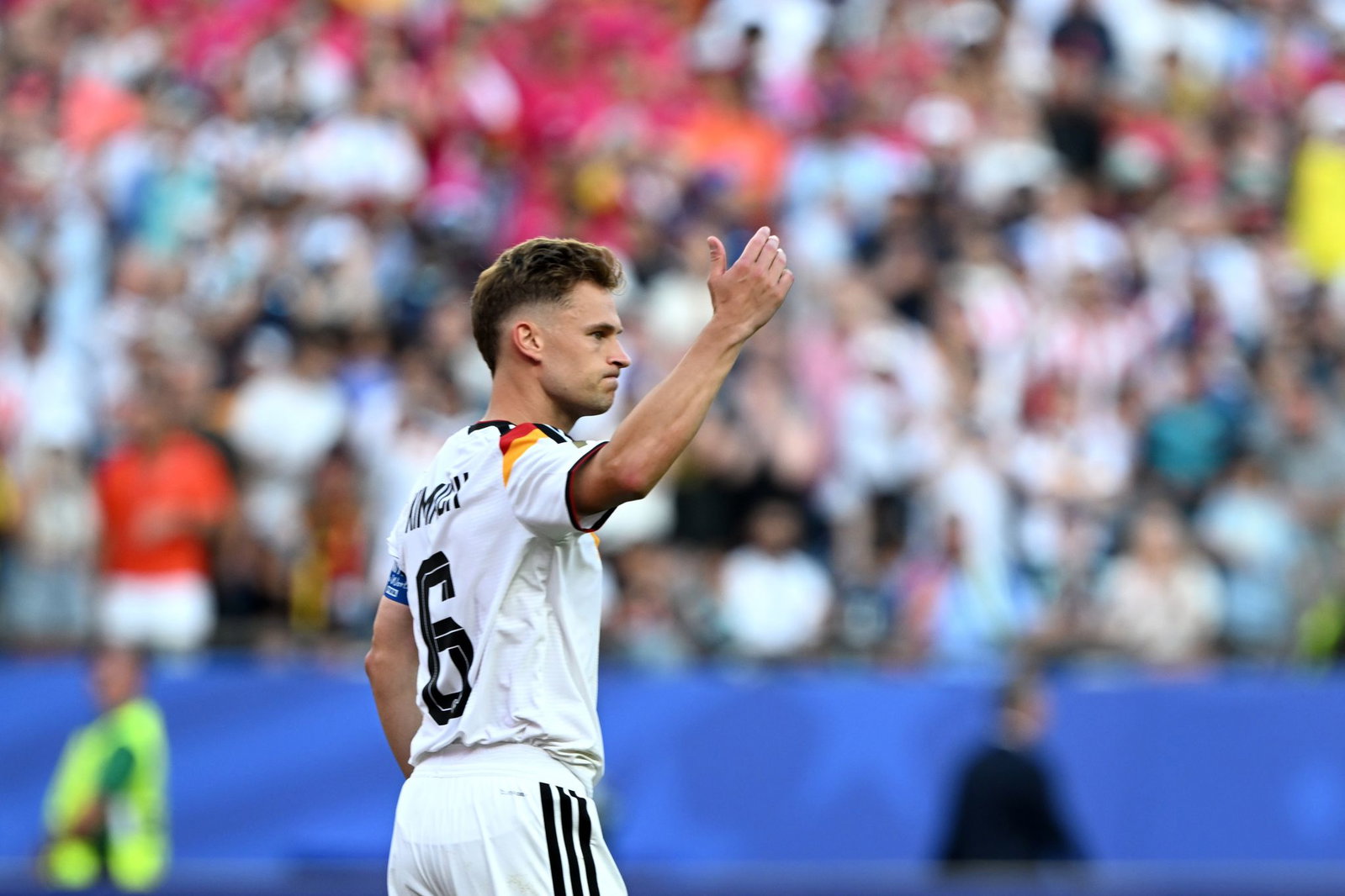 Joshua Kimmich muss die nächste schwere Turnier-Enttäuschung verkraften. 