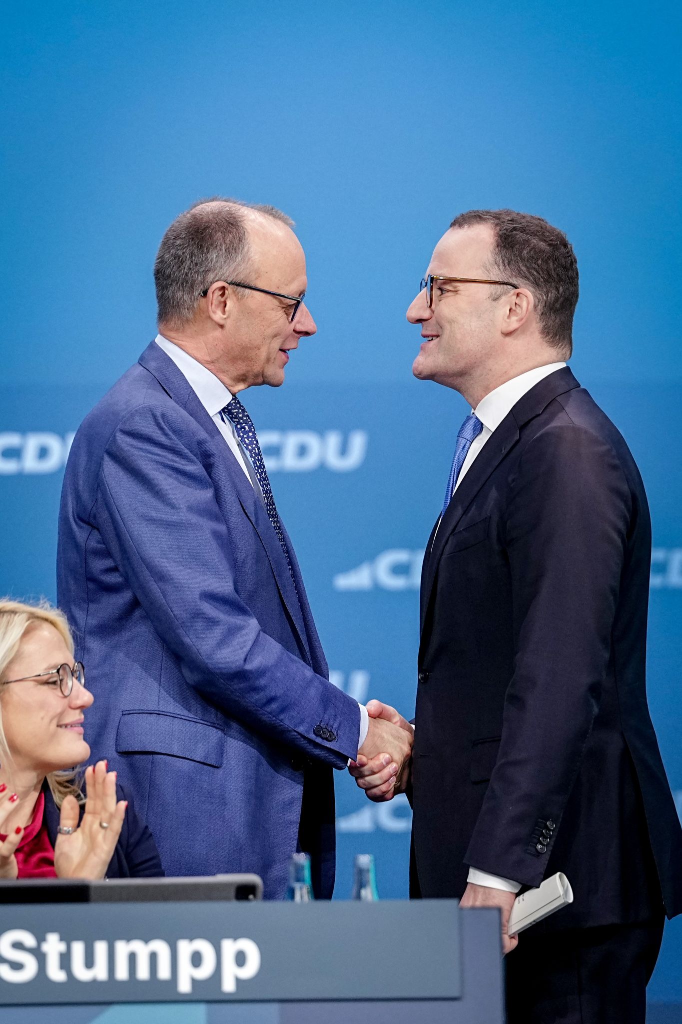 Bundeskanzler Friedrich Merz drängte Spahn schließlich zum Rücktritt. (Archivbild)