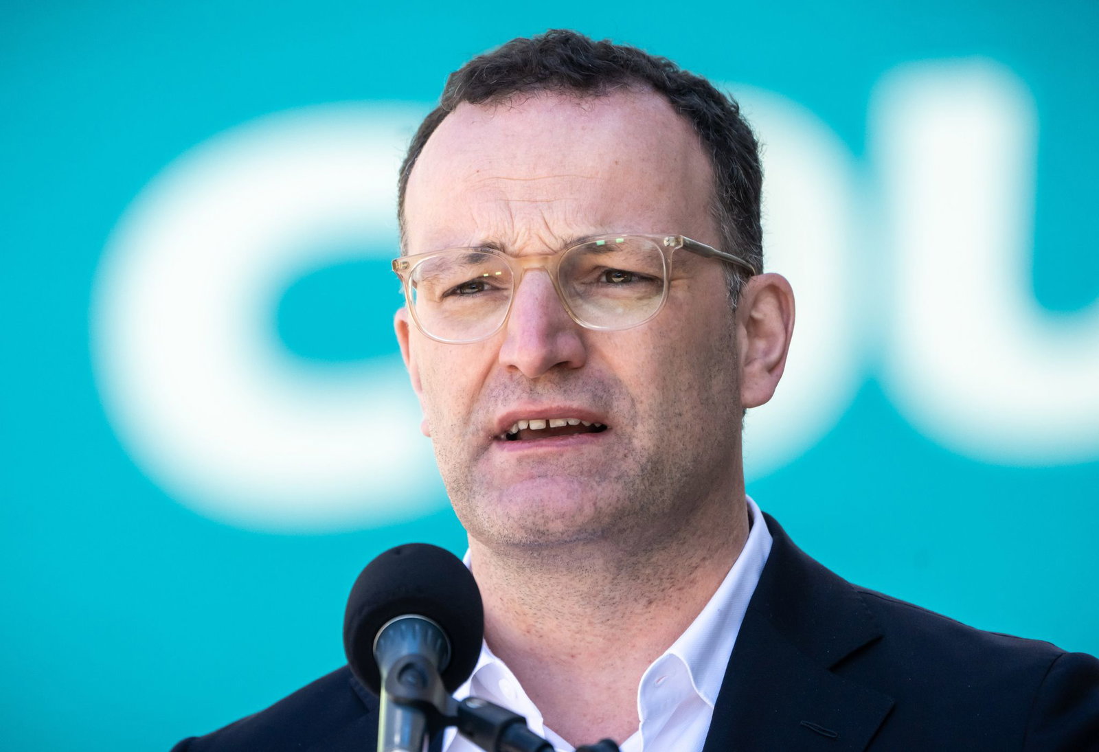 «Es gibt manchmal keine einfache Antwort», sagt Unionsfraktionschef Jens Spahn (CDU) zur Frage, wie seine persönliche Entscheidung und die Positionen seiner Partei zusammenpassen. (Archivbild)