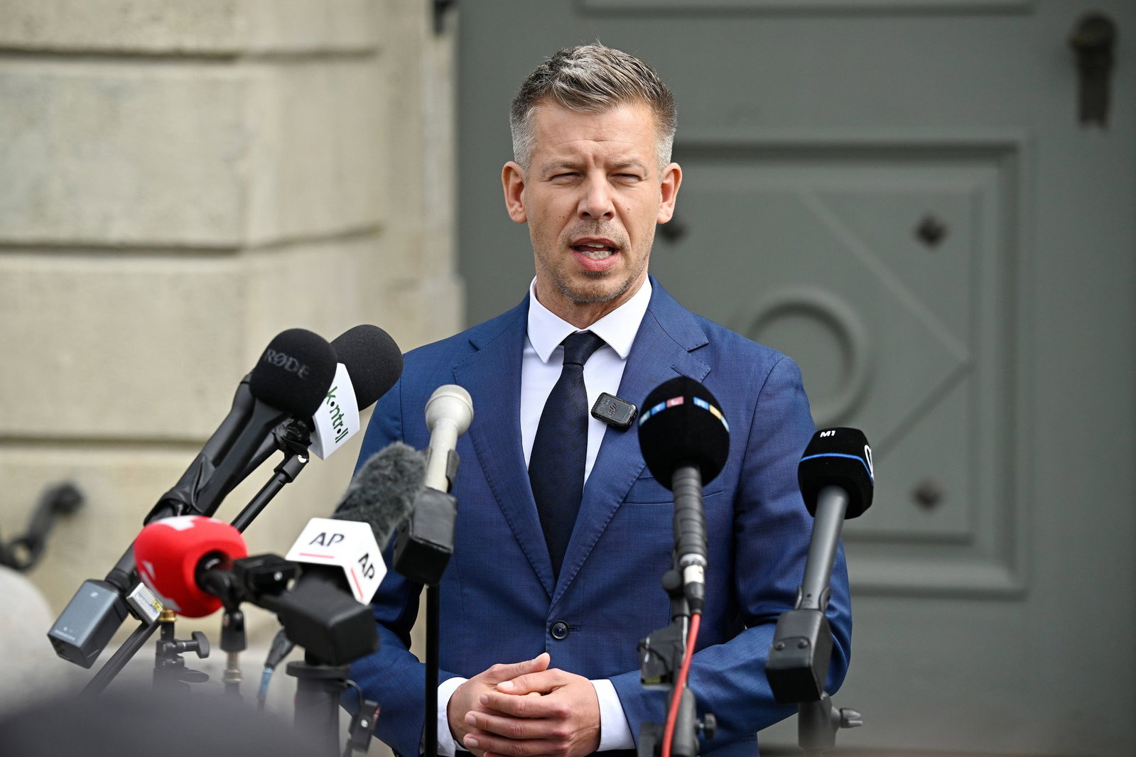 Ungarns neuer Ministerpräsident Peter Magyar hat die Absetzung von Staatspräsident Tamas Sulyok durchgesetzt.