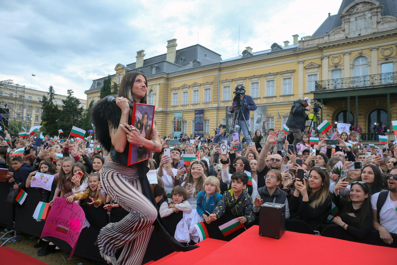 Die Willkommensfeier für die ESC-Siegerin Dara in Sofia am 19. Mai war groß. (Archivbild)