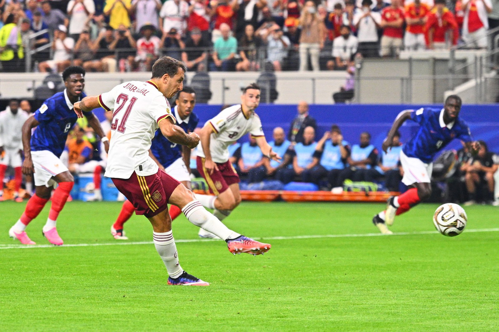 Spanischer Final-Experte: Stürmer Mikel Oyarzabal. (Archivbild)