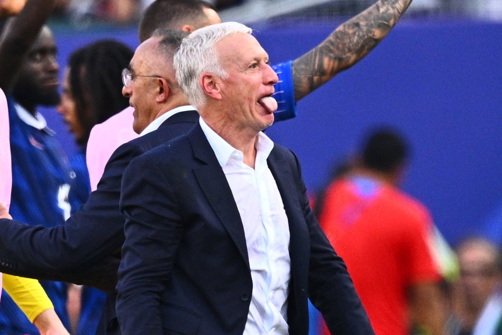 Zunge draußen: Deschamps nach dem hitzigen Sieg gegen Paraguay. (Archivbild)