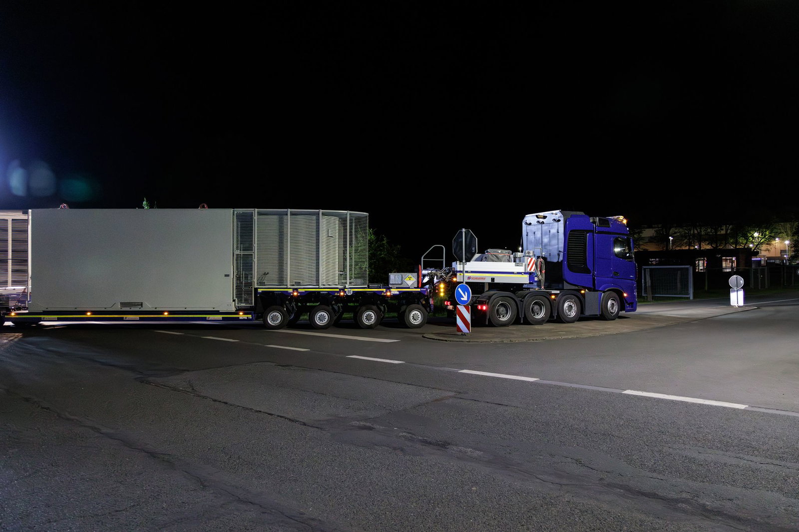 In den vergangenen Wochen fuhren schon mehrere Castor-Transporte durch Nordrhein-Westfalen. (Archivbild)