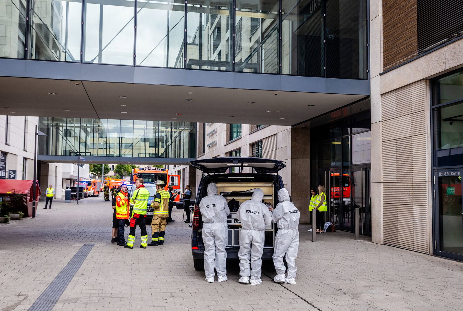Das Einkaufszentrum wurde zwischenzeitlich abgesperrt.