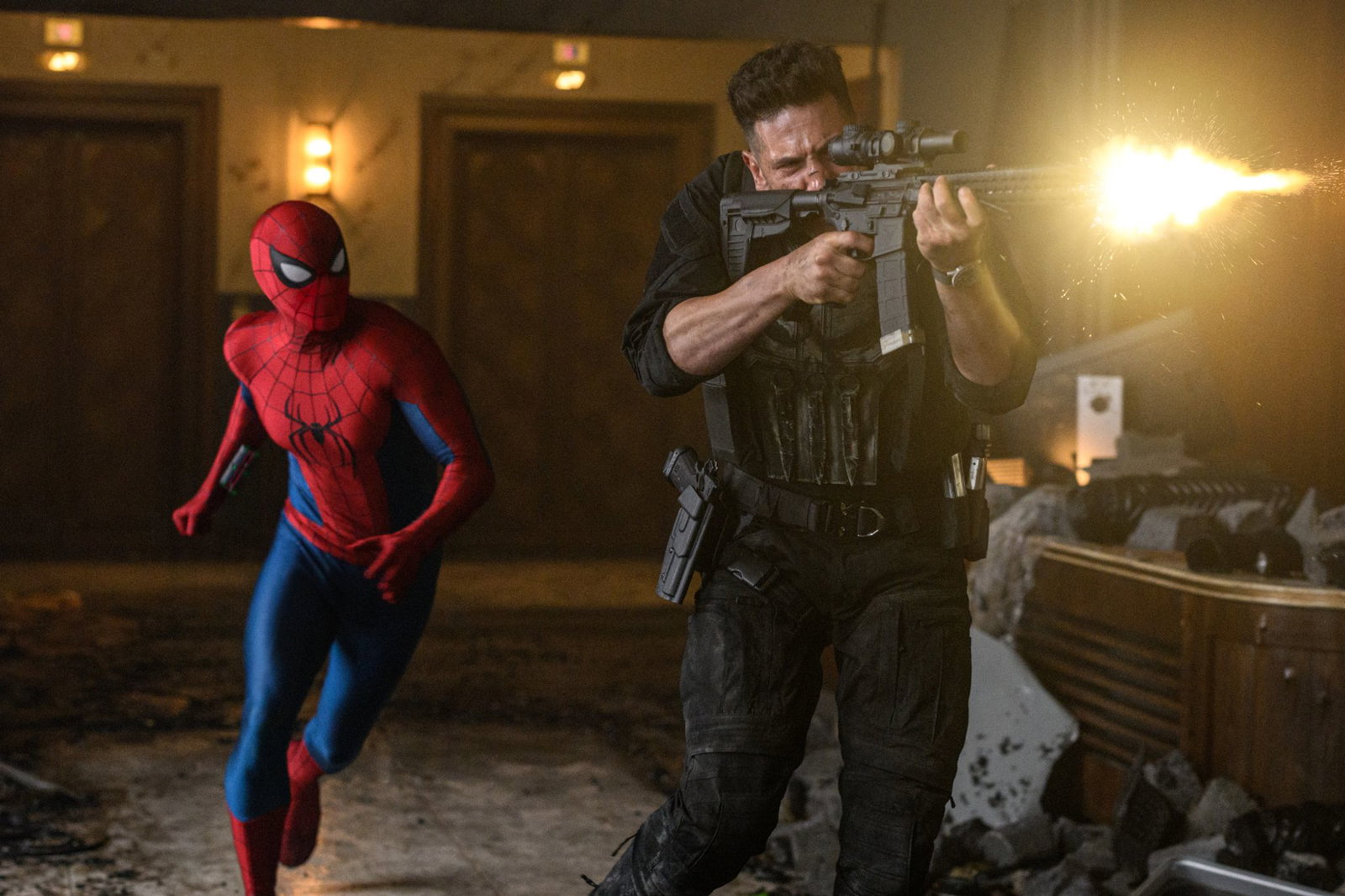 Tom Holland als Spider-Man und Jon Bernthal als Punisher in einer Szene des Films «Spider-Man: Brand New Day».