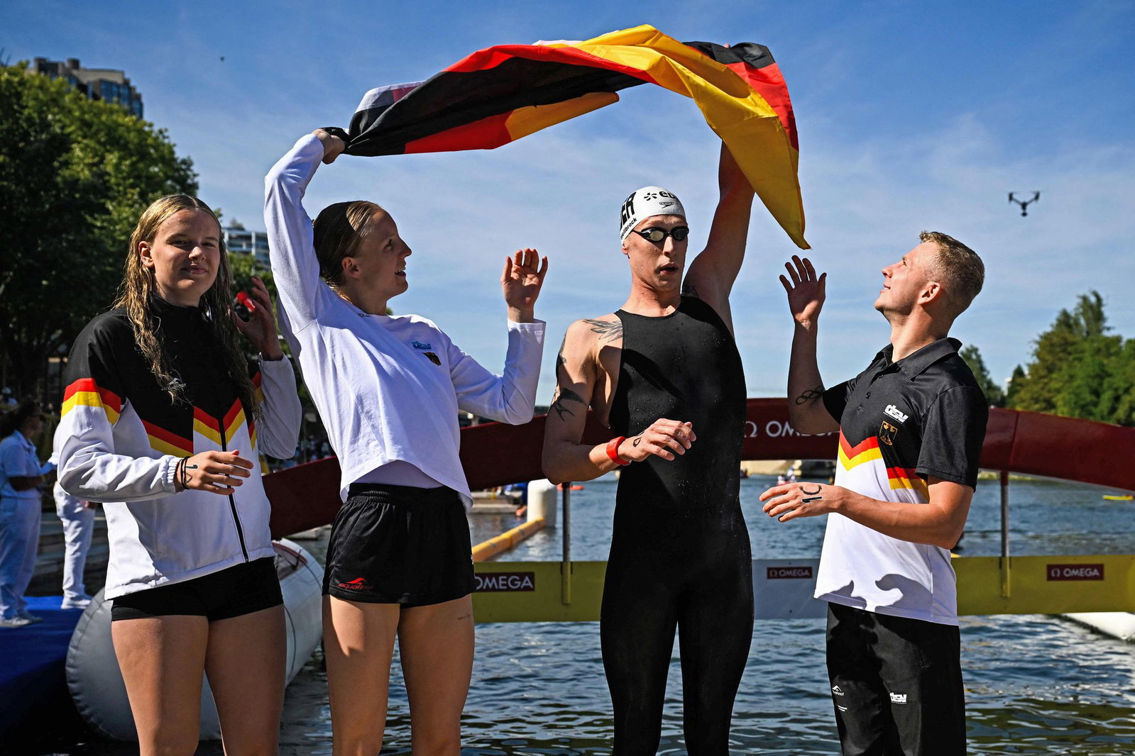 Die deutsche Freiwasser-Staffel hat Grund zur Freude.