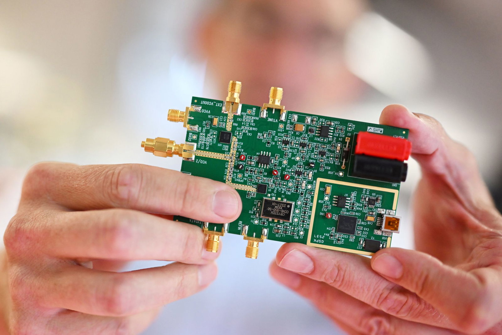 Vor allem geht es um Elektrotechnik und Informatik.