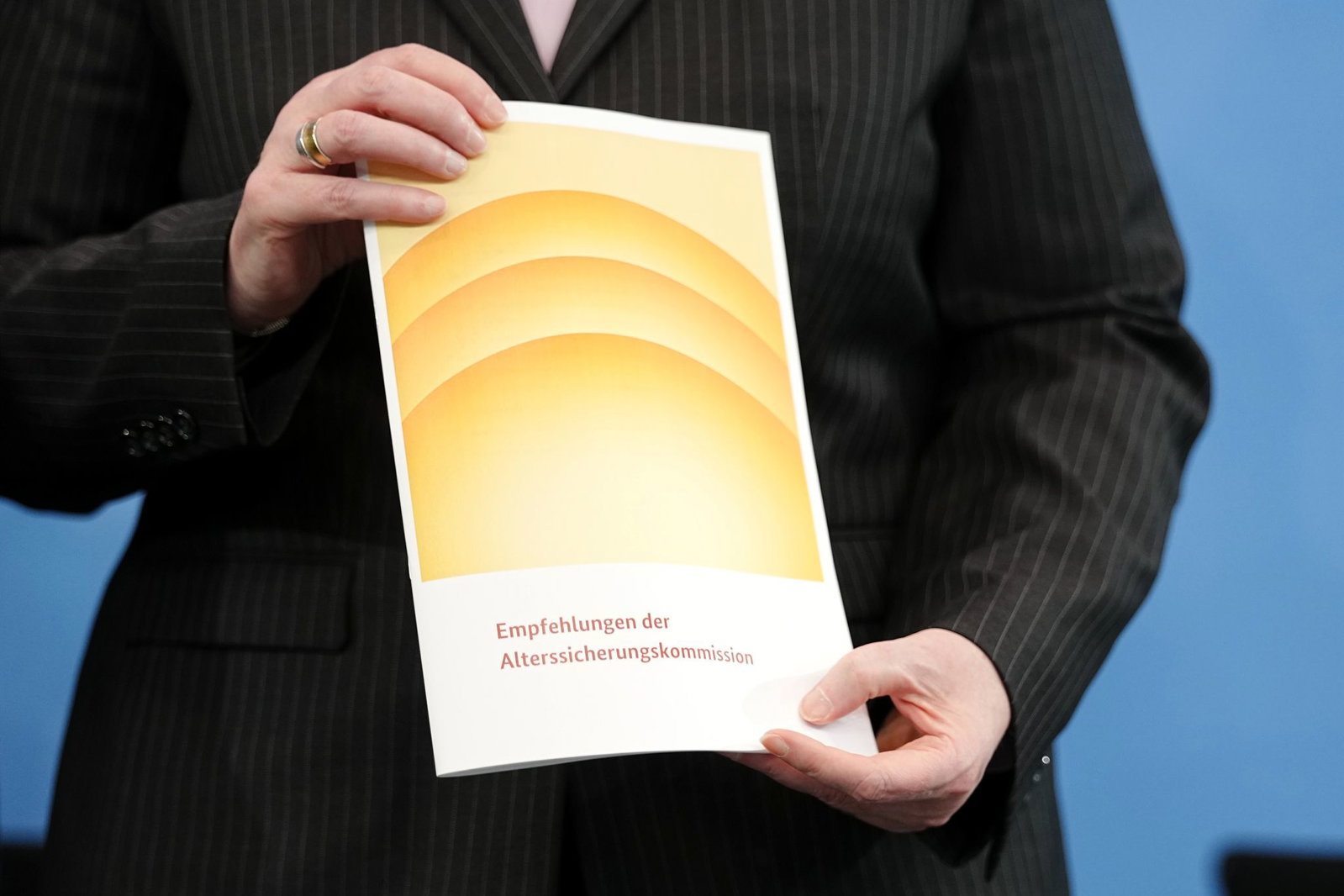 Die Rentenkommission empfiehlt die Abschaffung der «Rente mit 63». (Archivbild)