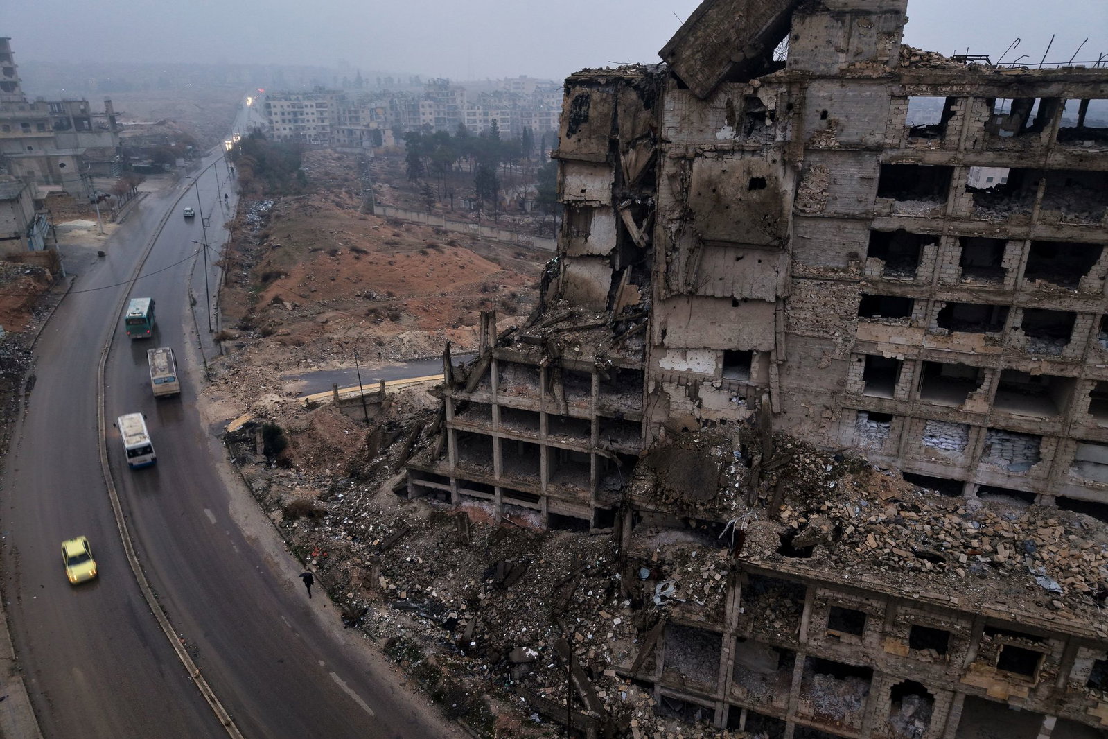 Während die Kriegsspuren in einigen Regionen Syriens kaum zu sehen sind, ist die Zerstörung andernorts immer noch groß. (Archivfoto)