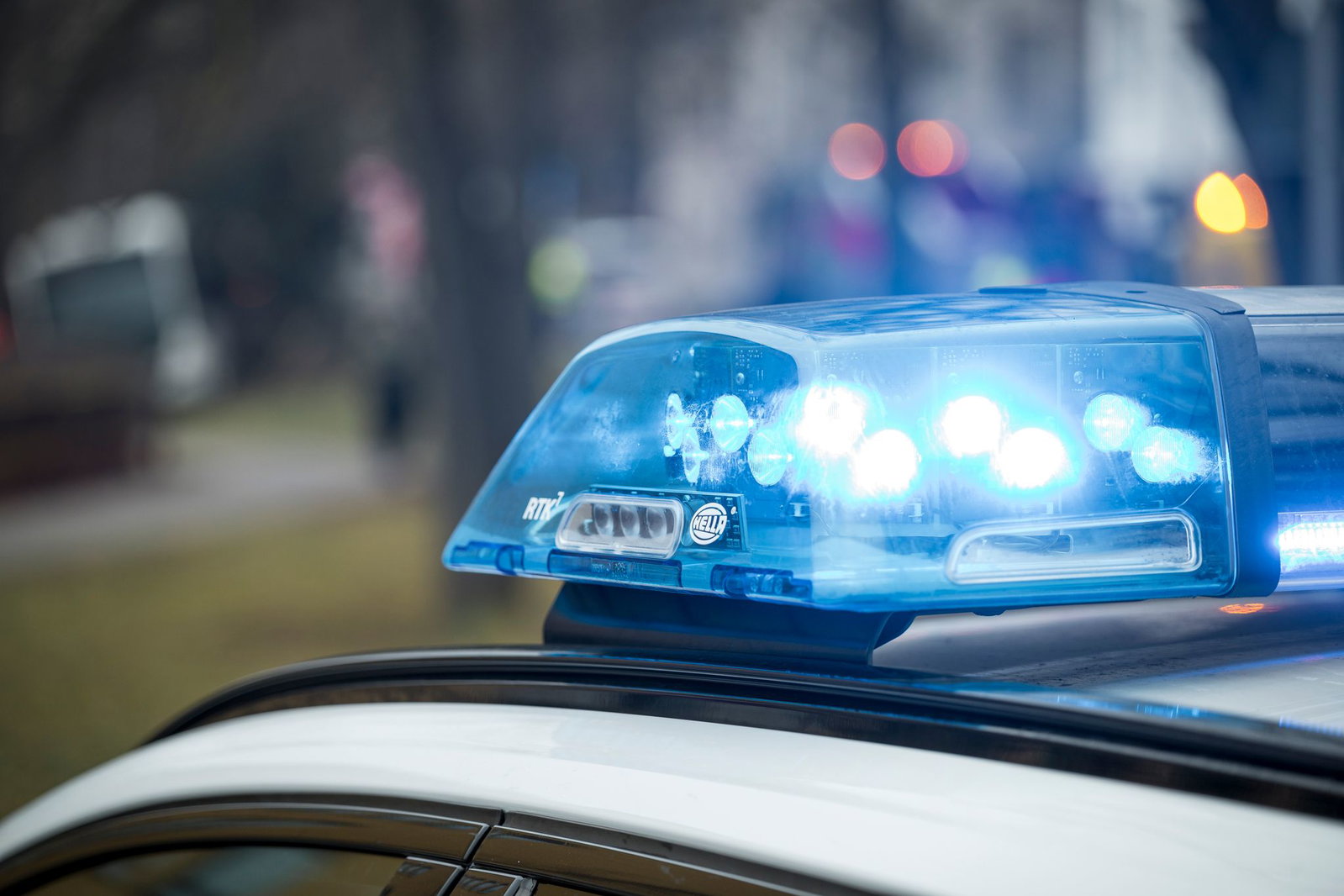 Die Polizei verfolgte den Mann über mehrere Autobahnen. (Symbolbild)