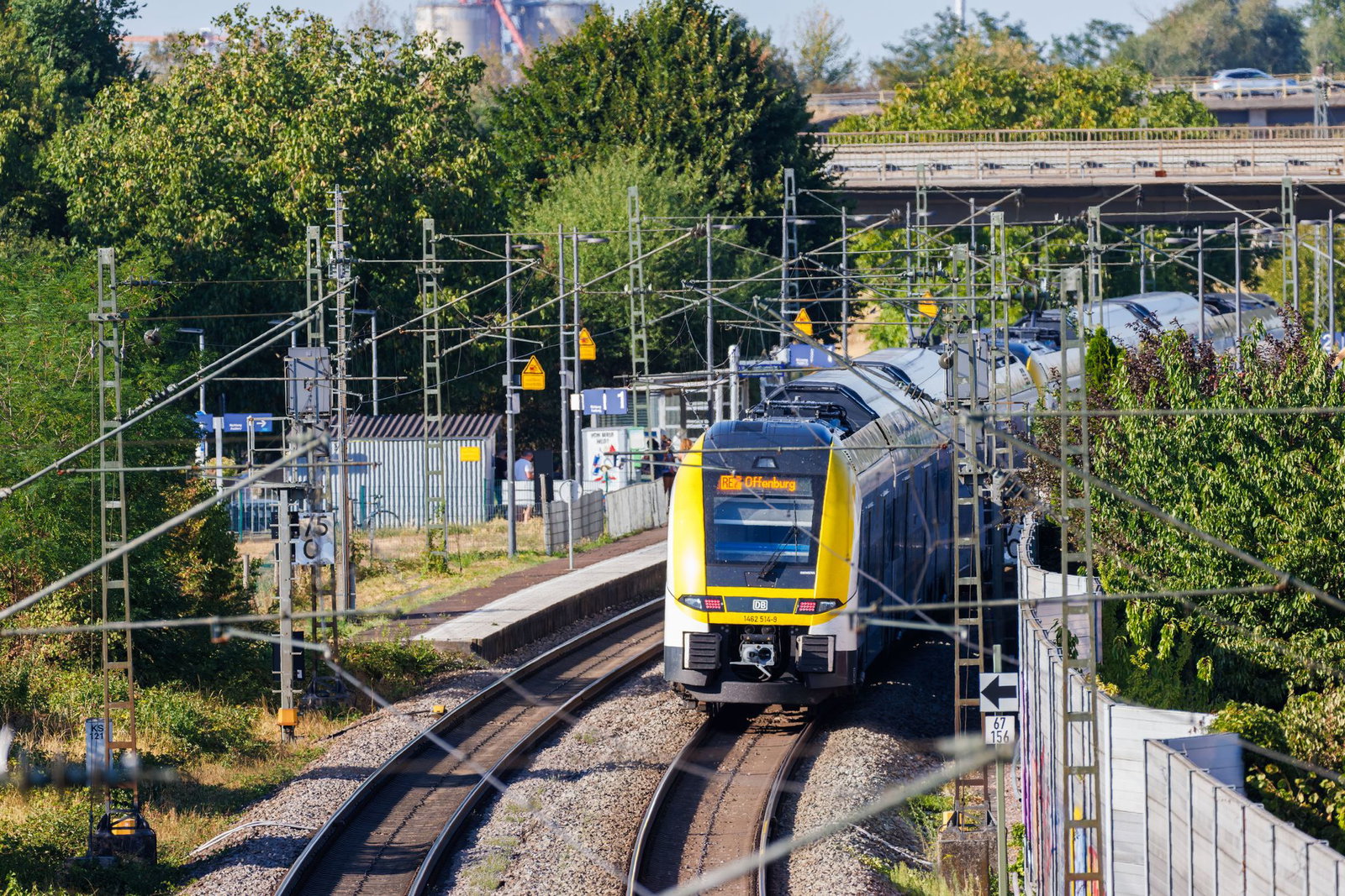 Ein Ersatzverkehr ist eingerichtet.