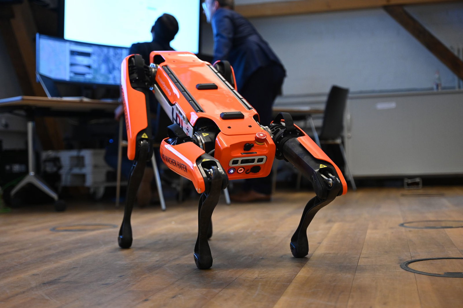 Ähnliche Roboter kamen auch am Hamburger Hafen zum Einsatz. (Archivbild)