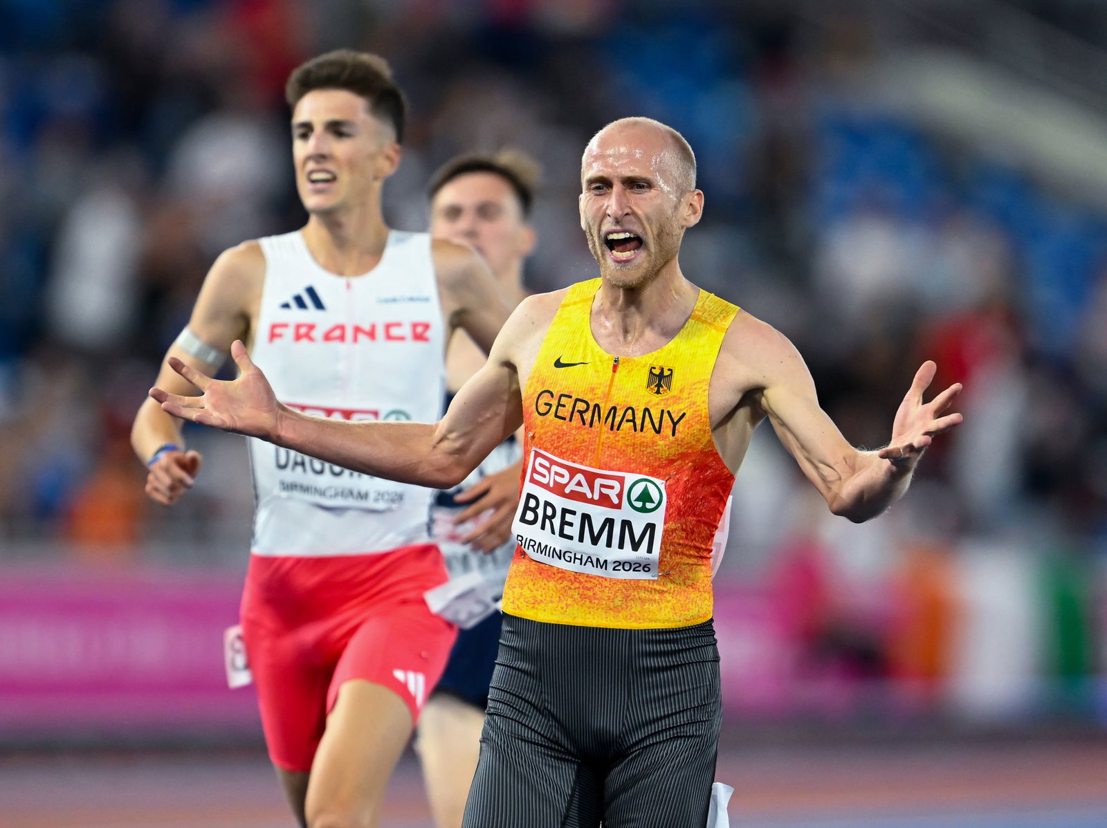 Florian Bremm hat bei der Leichtathletik-EM in Birmingham Silber über 5.000 Meter geholt.